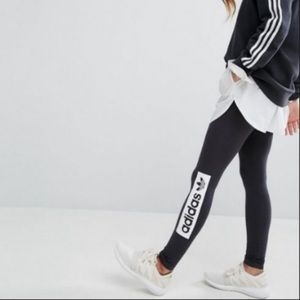 NWOT Adidas Originals Logo L…
